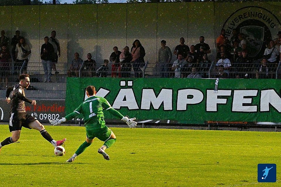 Kämpfen! So lautet die Botschaft der Ansbacher Fans. Die 09er lechzen nach einem Erfolgserlebnis.