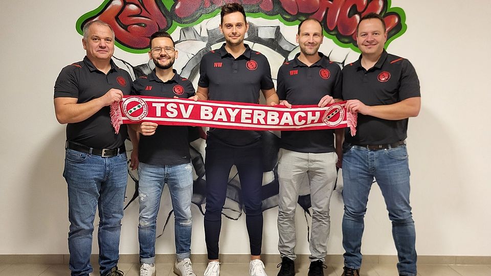 von links nach rechts: Abteilungsleiter Michael Meindl, Trainerteam Andreas Voichtleitner, Niels Wagensonner, Mathias Wirth, 1. Vorstand Fabian Daffner