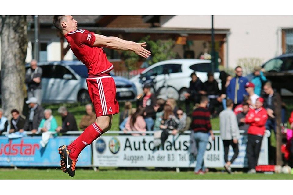 Alexander Strazinski vom FC Auggen ist wohl nicht schwerer verletzt. | Foto: Jutta Geiger