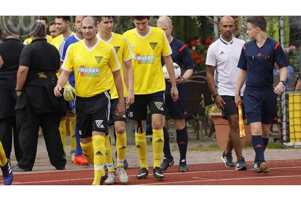 Das Team von Mario Estasi spielte beim FC Gärtringen unentschieden. Foto: Krisch