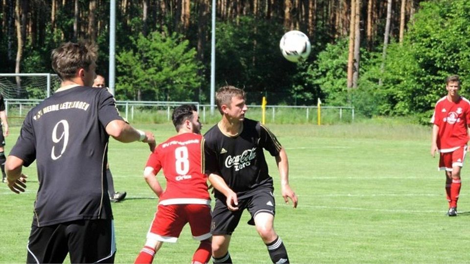 Letzlingen (in schwarz) erwartet daheim Grün-Weiß Potzehne.                        F: Frank Michael Mühle