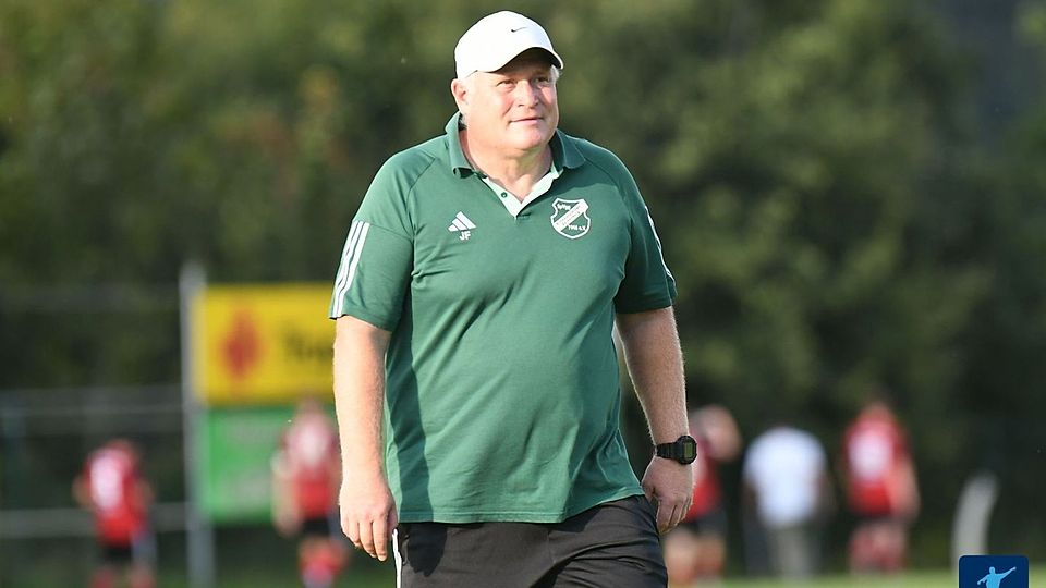 Ruhmannsfeldens Coach Jochen Freidhofer stellt sich beim SV Haibach auf einen harten Pokalfight ein 