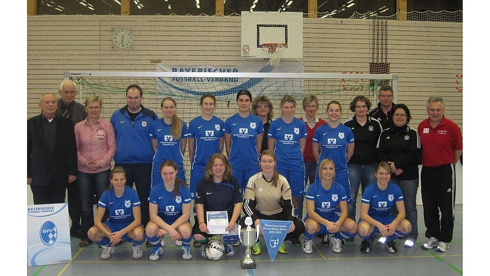 Hallenmeister 2012/2013: der SV Frauenbiburg; Foto: Schwarz