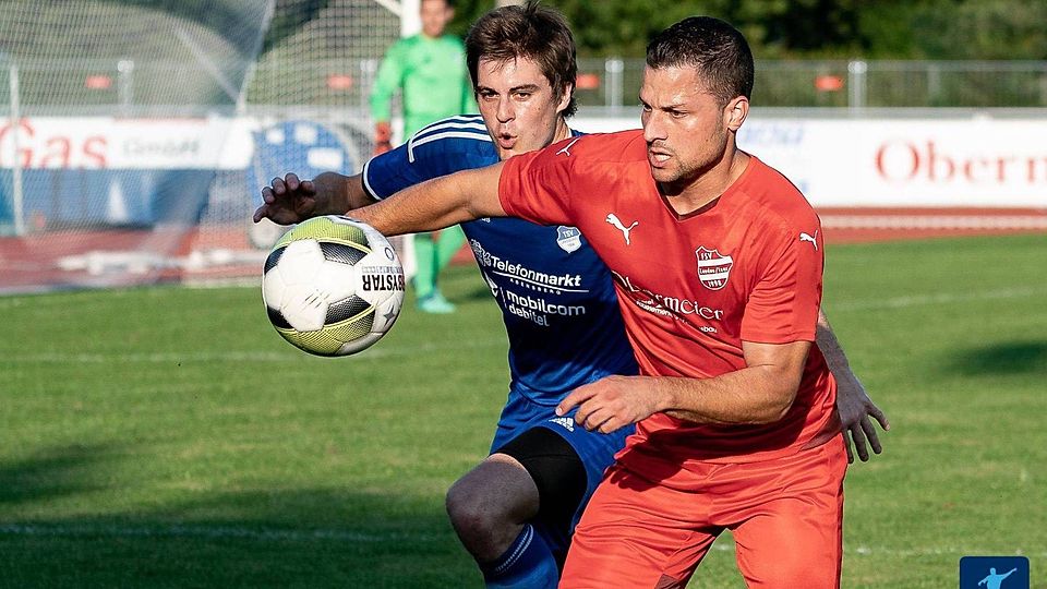 Matthias Reichl (re.) wechselt im Sommer zum TSV Seebach 