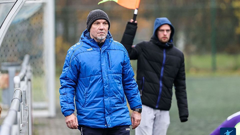 Matthias Dworschak bleibt Trainer beim SV Niederseelbach.