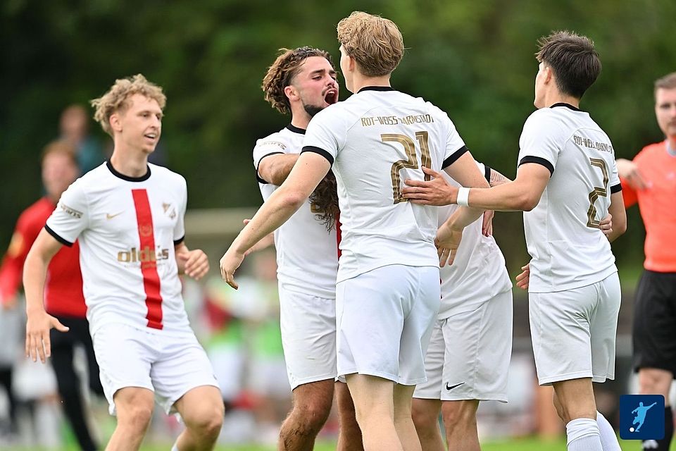 Jubel bei RW Darmstadt. Jubel bei RW Darmstadt.