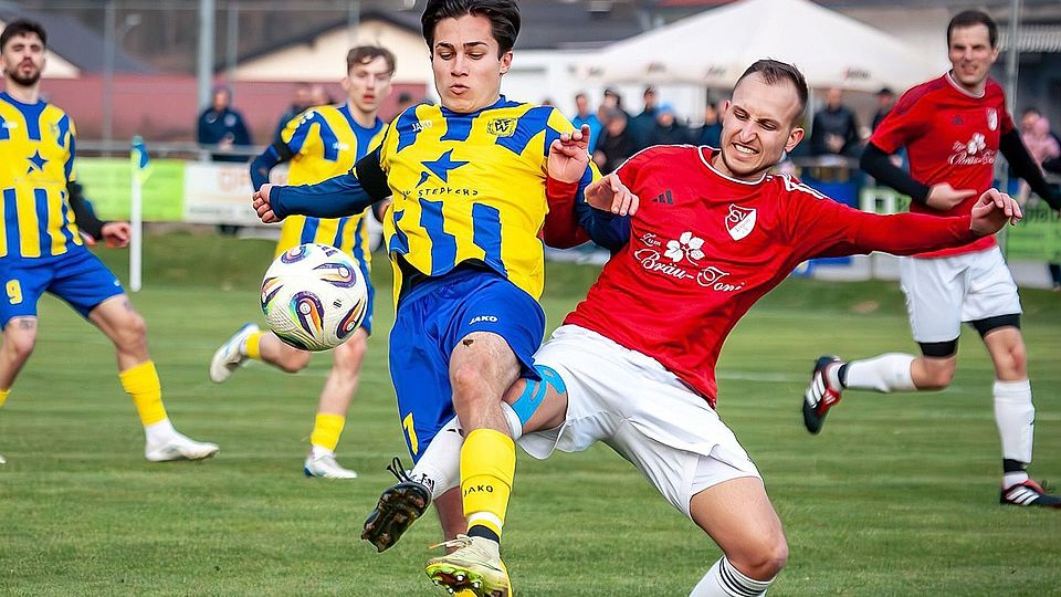 Sebastian Semmler (rechts) und der SV Töging haben nichts mehr zu verlieren.