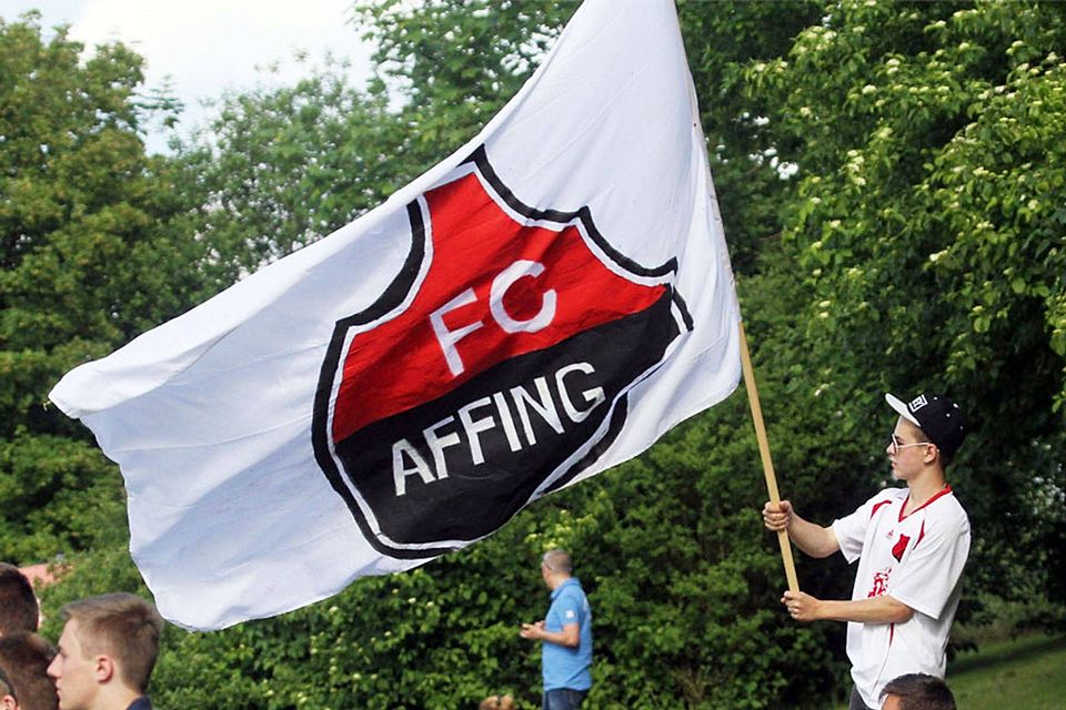 Können die Fans des FC Affing bald wieder über Siege jubeln? Der neue Trainer Metin Bas will eine schlagkräftige Mannschaft formen und mit dem Team wieder für »positive Schlagzeilen« sorgen.	F.: Reinhold Rummel