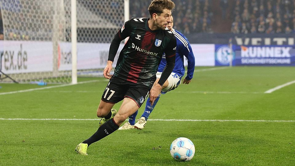 Alex Nollenberger (vorne) beim Gala-Auftritt am vergangenen Samstag auf Schalke.