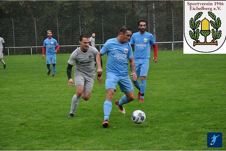 Der SV Eichelberg (blau) erwartet am Sonntag den TSV Steinsfurt II.