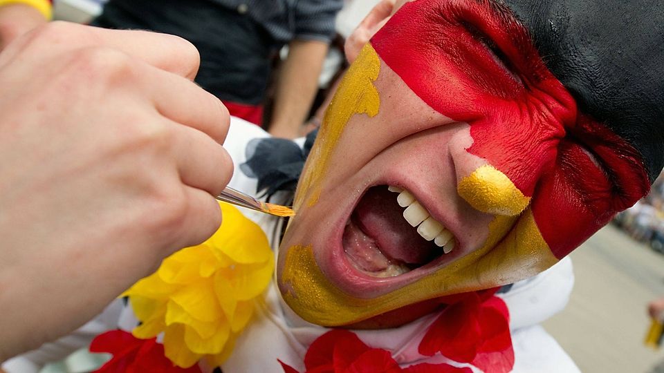 Die deutschen Fußballfans in Schmiden hoffen auf kollektiven Freudentaumel