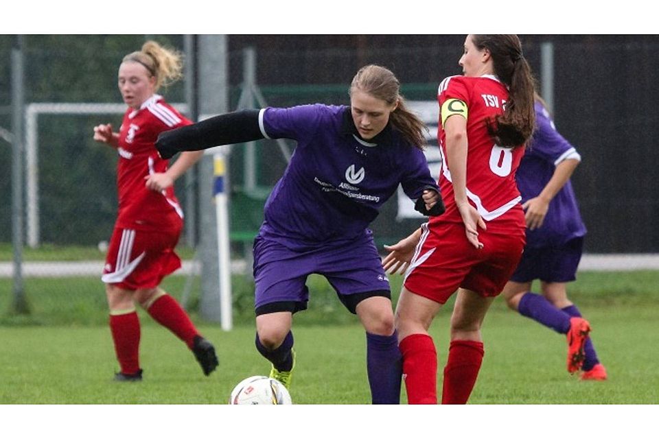 Die TSV Grafinger Damen verlieren gegen Schechen und sind aus dem Titelrennen raus. Foto: Christian Riedel