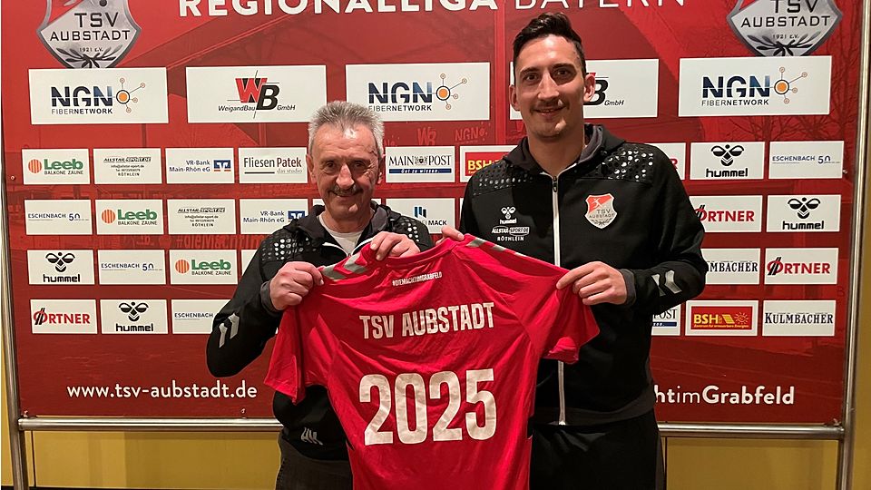 "Defensivanker" Christian Köttler (re.) bleibt dem TSV Aubstadt weitere zwei Jahre erhalten. 