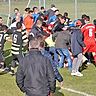 Eine heftige Schlägerei entwickelte sich nach dem Spiel zwischen dem FC Königsbrunn und dem Türk SV Bobingen. Jetzt sprach das Sportgericht harte Strafen für die Beteiligten aus.  Foto: Hieronymus Schneider