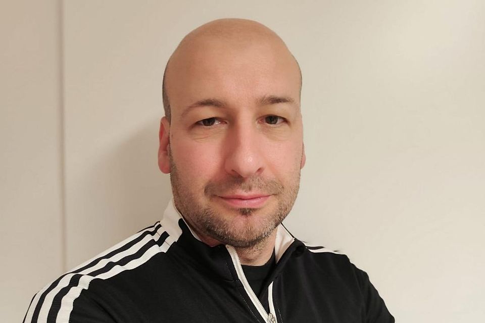 Alexander Heldrich steht ab der Saison 2026/27 auf der Königsteiner Kommandobrücke. Alexander Heldrich steht ab der Saison 2026/27 auf der Königsteiner Kommandobrücke.