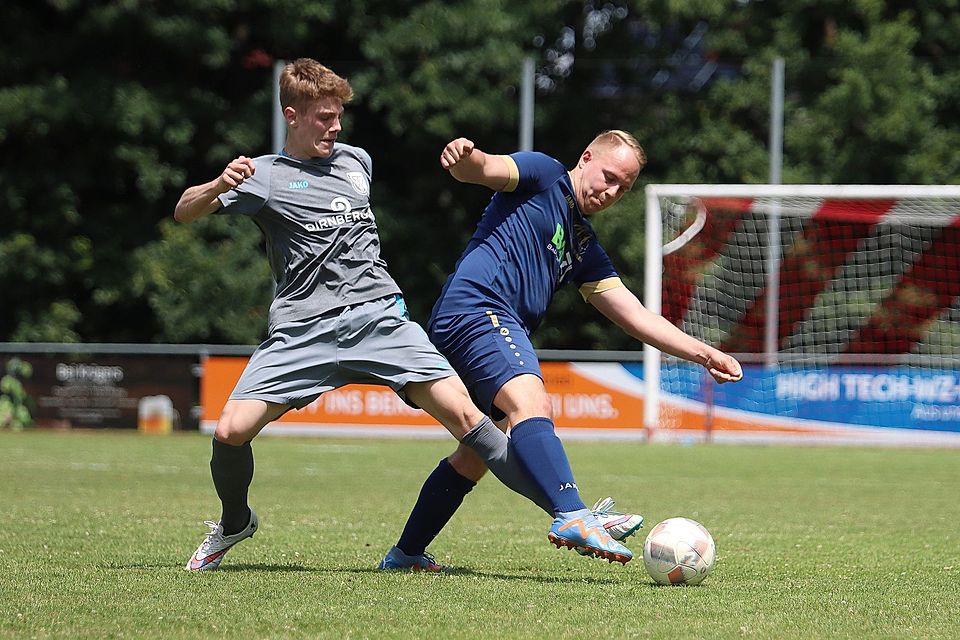 A-Klassen-Aufsteiger Pettenreuth (graues Dress) schaffte es via Elfmeterschießen eine Runde weiter. A-Klassen-Aufsteiger Pettenreuth (graues Dress) schaffte es via Elfmeterschießen eine Runde weiter.