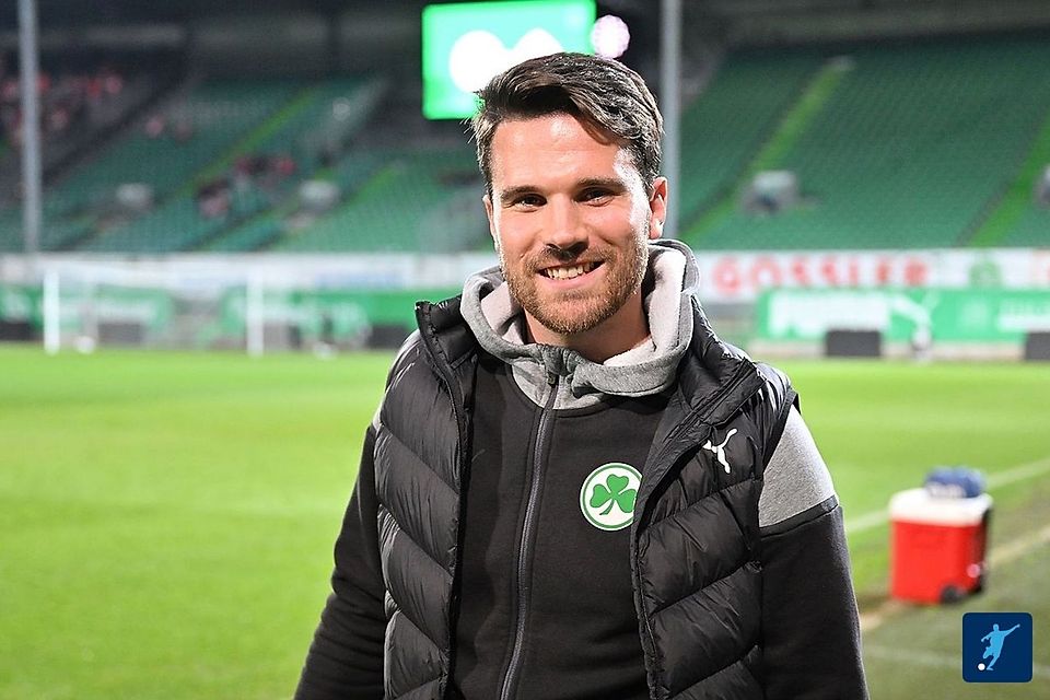 Julian Kolbeck sprang am Dienstagabend bei der U23 als Cheftrainer ein, wird aber nun von Christian Fiedler abgelöst. 