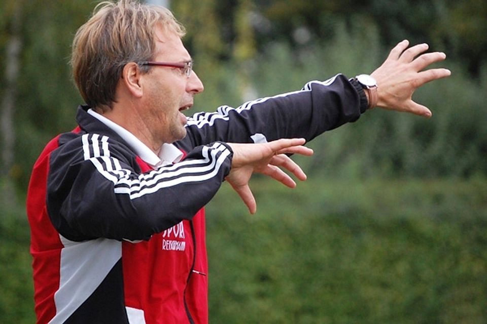 Verärgert zeigte sich Ex-Trainer Werner Moll über seine geplante Absetzung zum Sommer. F: Kölbl