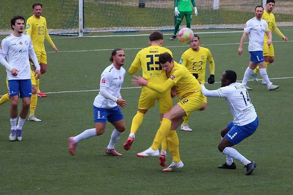 Autsch! Am Sonntag war Ratingen 04/19 dem SC St. Tönis vor allem in der Konsequenz vor dem Tor überlegen.