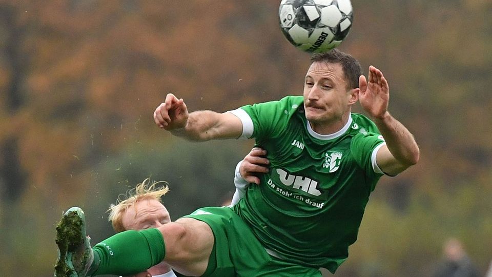 Dem spielenden Co-Trainer Simon Schulze kommt dank seiner Sprachkenntnisse künftig eine besondere Bedeutung zu. 
