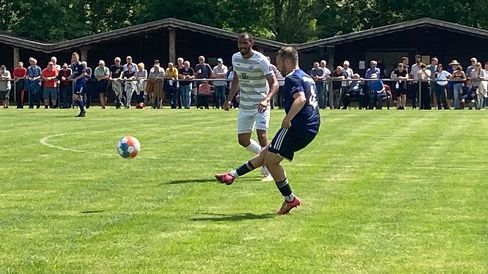 Trotz Überlegenheit und guten Chancen kamen René Mohsmann und die SG Hochwald gegen Andernach nicht über ein 1:1 hinaus.