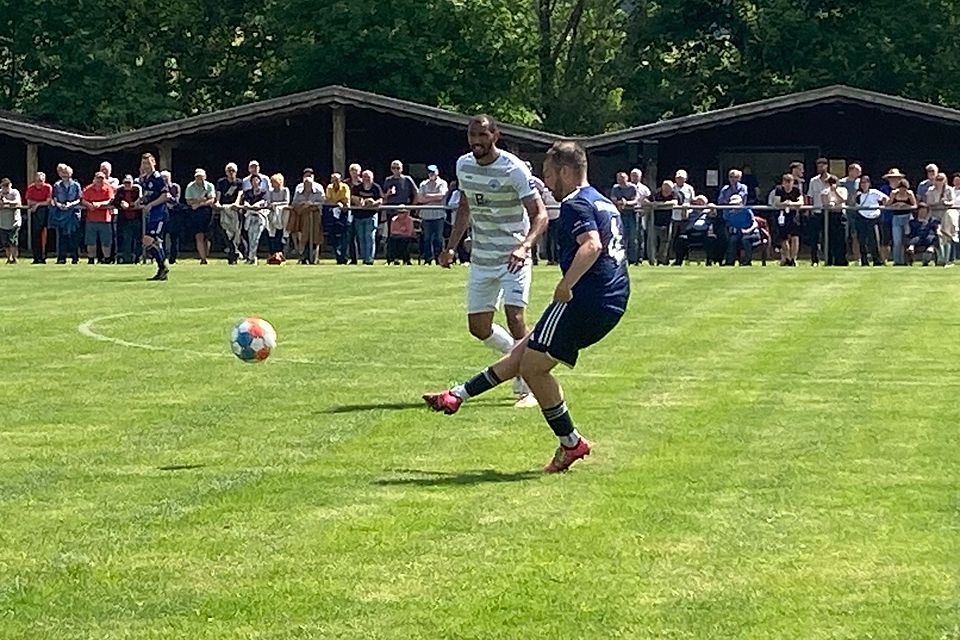 Trotz Überlegenheit und guten Chancen kamen René Mohsmann und die SG Hochwald gegen Andernach nicht über ein 1:1 hinaus.