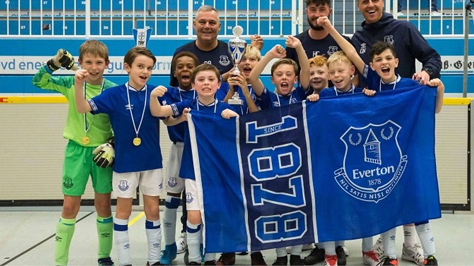 Rot: Heinz. J. Zaunbrecher