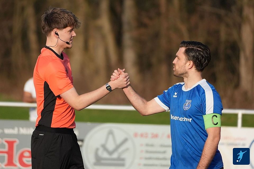 Carsten Klein (r.) ist der einzige Sommer-Abgang beim FC Bammental. Den Stürmer zieht es zur SpVgg Neckarsteinach.