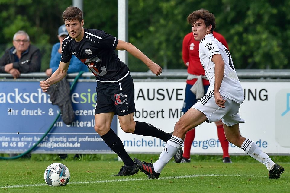 Der TSV Landsberg dominierte über weite Strecken die Partie gegen Unterhaching, unterlag aber am Ende mit 1:2. Mehr noch dürfte aber die Verletzung von Steffen Krautschneider (links) die Landsberger schmerzen.	