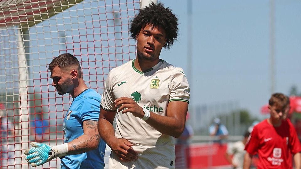 Arian Ortivero Calderon erzielte für den TSV 1860 München gegen Landesligist Forstinning einen lupenreinen Hattrick.