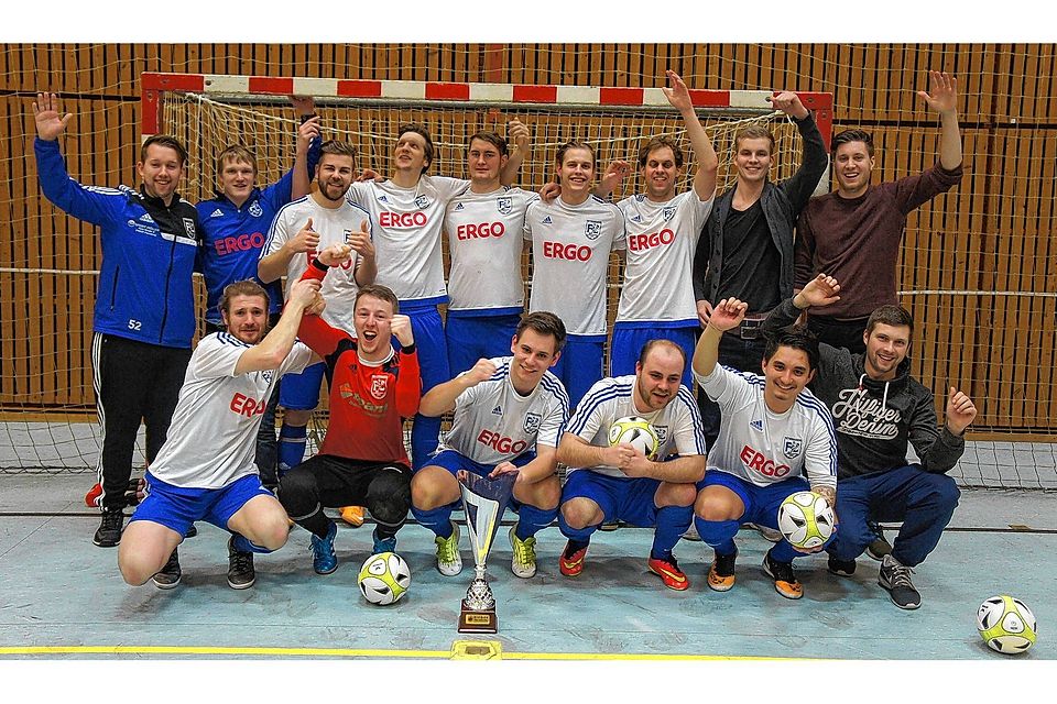 Die Sieger: Ungeschlagen holte sich der FC Wiesharde II den Pokal. Foto: kfv sl-FL