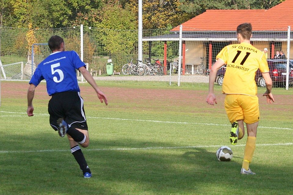 Schlanstedt (in gelb) feierte einen 2:0-Erfolg über Halberstadt   F: Dalibor