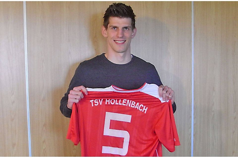 Hat auch in der nächsten Saison beim TSV Hollenbach das Sagen: Spielertrainer Christian Adrianowytsch.  Foto: Mika