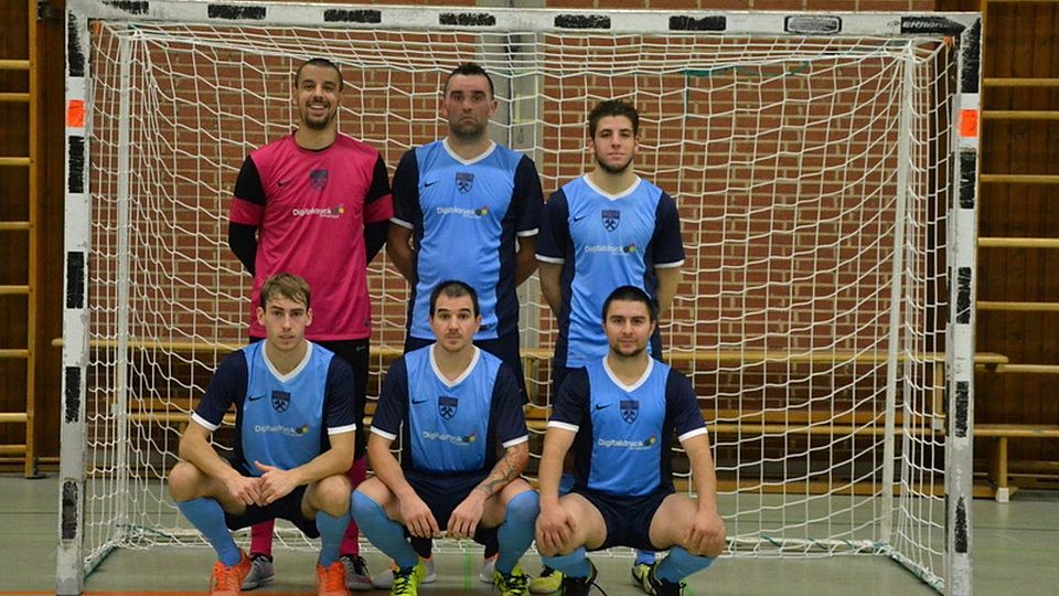 Der TV Wackersdorf bezwingt die Futsal-Mannschaft von Bundesliga-Aufsteiger SV Darmstadt 98 knapp mit 5:4. F: Giesecke