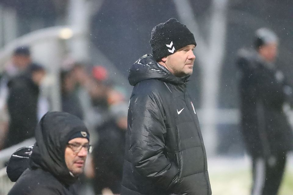 Forstinning-Cheftrainer Florian Hahn war gegen den TSV 1860 beruflich verhindert. Er verpasste die 0:3-Schlappe seiner Mannschaft.