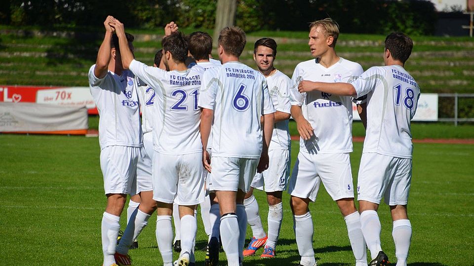 Soll wollen die Fans des FC Eintracht Bamberg ihre Spieler auch gegen die Würzburger Kickers jubeln sehen.