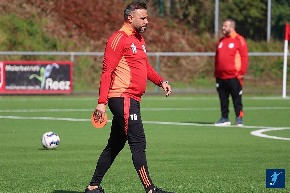 Wird Kosova-Trainer: Engin Kizilarslan. Wird Kosova-Trainer: Engin Kizilarslan.