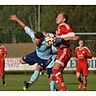 Vergeblich mühte sich der SVL Traßlberg im Pokalspiel gegen den SV Sorghof (rot).  Foto: Allacher