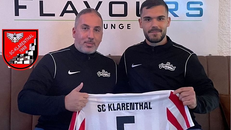 Saki Politis (links), hier mit Kapitän Ardian Alickaj, wird neuer Trainer des SC Klarenthal.