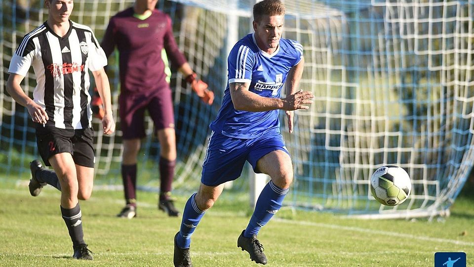 Mit Volldampf ins Entscheidungsspiel: Andreas Steffen und die SG Altrich haben Deudesfeld glatt besiegt.