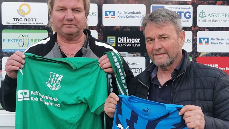 Dietmar Beyer freut sich, Sepp Schuderer als neuen Trainer für den TSV Bad Abbach bekannt geben zu können.