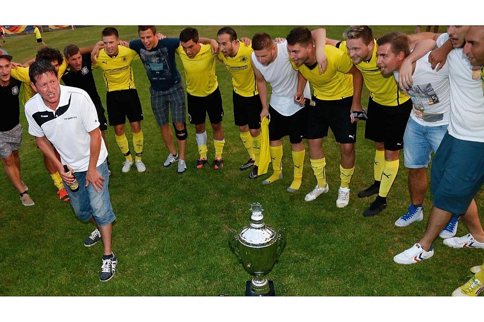 Im Vorjahr feierten die Fußballer des TSV Obere Fils ihren dritten Triumph im GZ-Pokal. In diesem Jahr startet der Bezirksliga-Aufsteiger erneut als Favorit. Foto: Schwabenpress