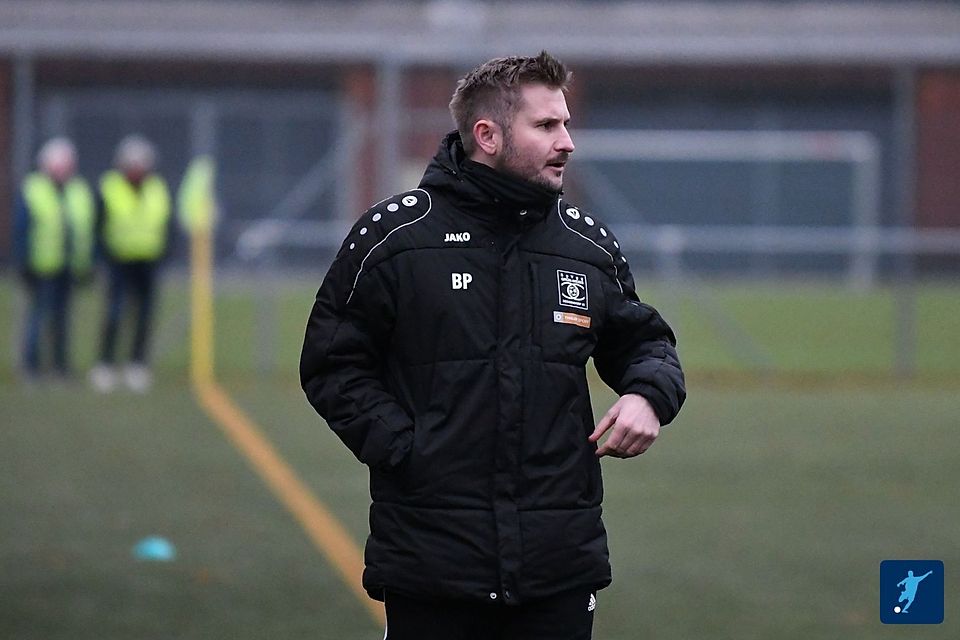 Deggendorfs Coach Benjamin Penzkofer fordert von seiner Truppe wieder eine mutigere Spielweise 