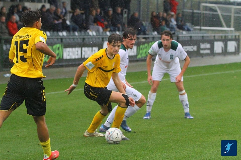 Fortuna Kölns U17 beim Spiel in Mönchengladbach.