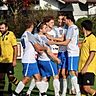 Etwas glücklicher Derbysieger: Aufsteiger TSV Feldafing (weiße Trikots) konnte am Sonntag einen 4:3-Erfolg beim TSV Perchting-Hadorf feiern.