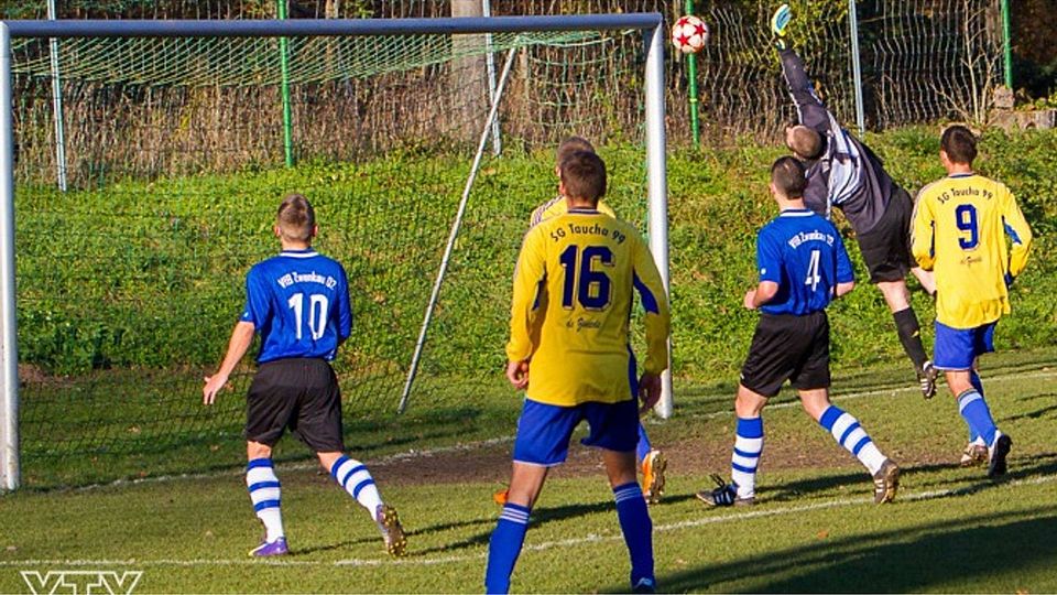 Die zweite Vertretung des VfB Zwenkau sorgte mit dem 6:5-Erfolg nach Elfmeterschießen über den SC Eintracht Schkeuditz für eine kleine Überraschung im Stadtpokal Leipzig.F: Neumann