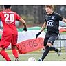 Traf zum Ausgleich: Tim Direks, hier auf einem Archivfoto, brachte den Hövelhofer SV beim FC Kaunitz zurück in die Partie. Für einen Punktgewinn reichte sein 1:1 am Ende aber nicht. F: Rogala