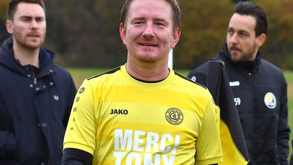 Tony nach seiner Auswechslung kurz vor der Halbzeitpaus