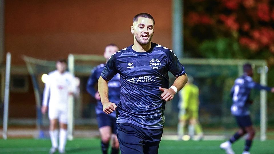 Das ist Torjäger Erolind Krasniqi.