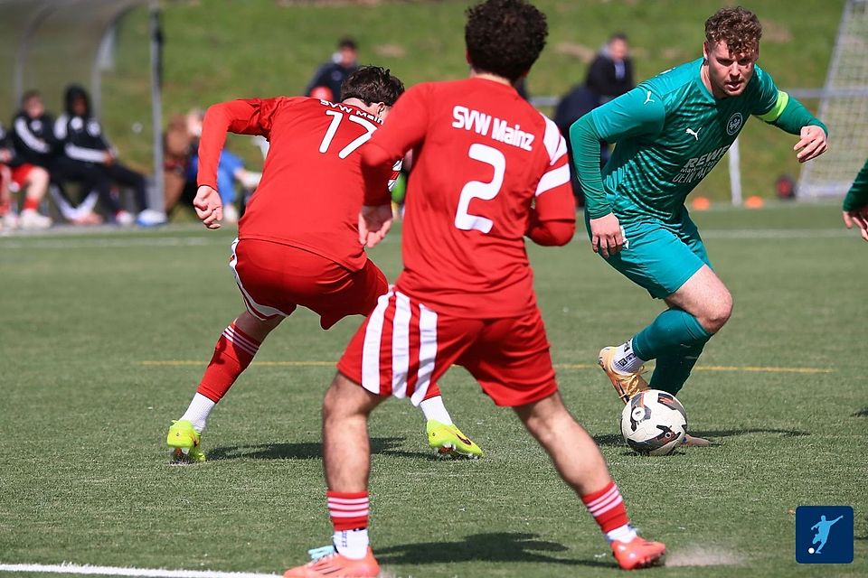 Der SVW Mainz verliert mit 2:4 gegen die TSG Pfeddersheim.